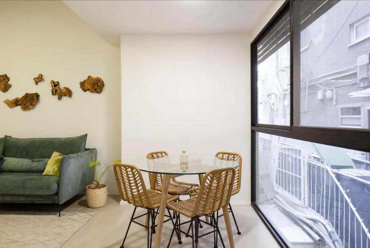 Renovated Large 3rm 5 Min From The Căn hộ *